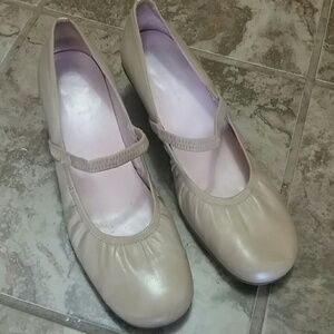 Kenneth Cole Reaction Heels Dance Character Shoes